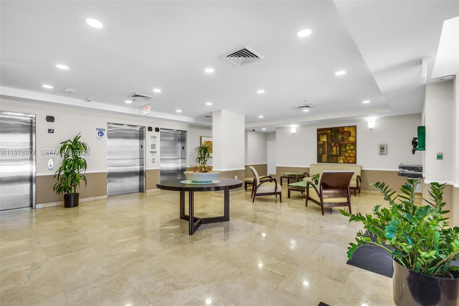 900 SW 8th St #1603 Miami, FL 33130