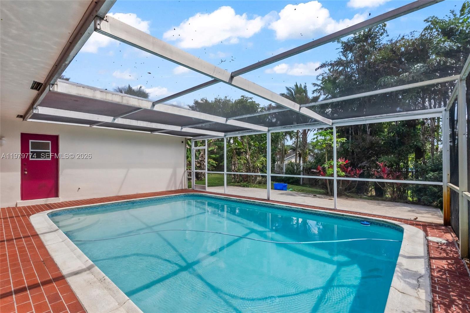 8310 SW 26th Pl Davie, FL 33328