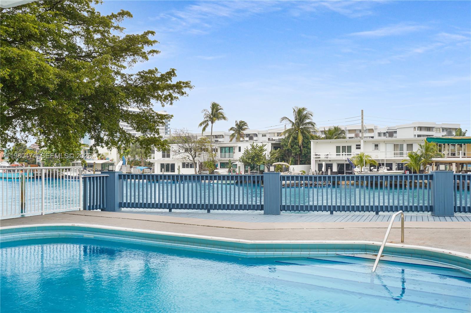 7133 Bay Dr #601 Miami Beach, FL 33141