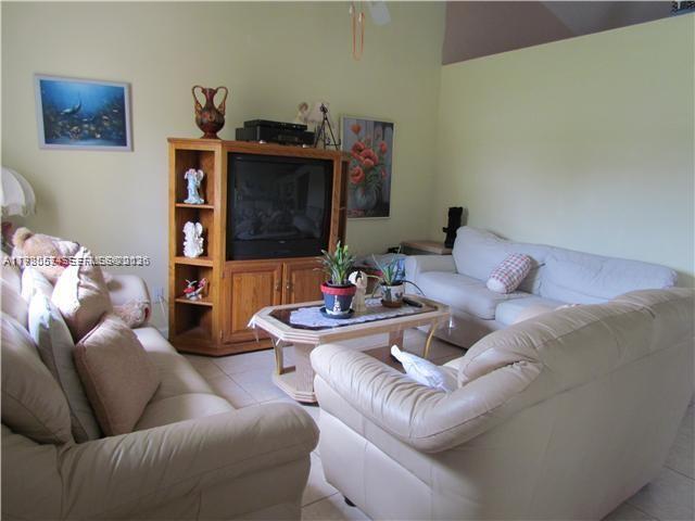 3352 SW Himango St Port St Lucie, FL 34953