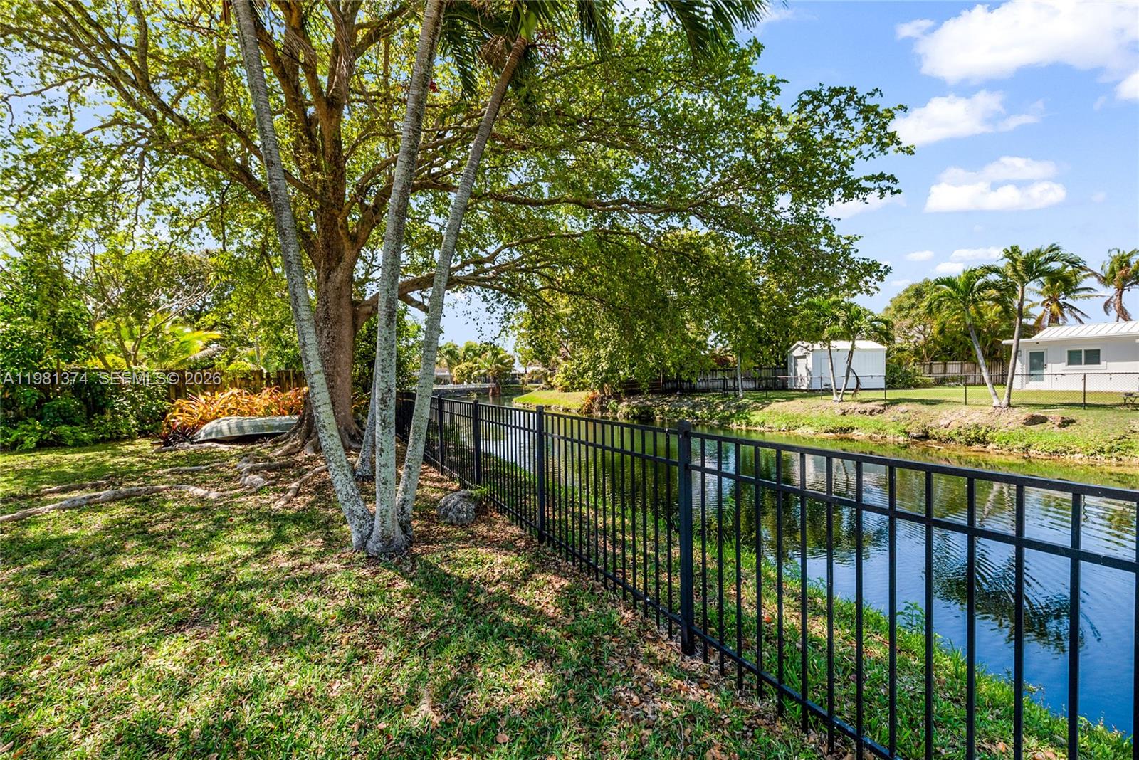 18044 SW 89th Pl Palmetto Bay, FL 33157