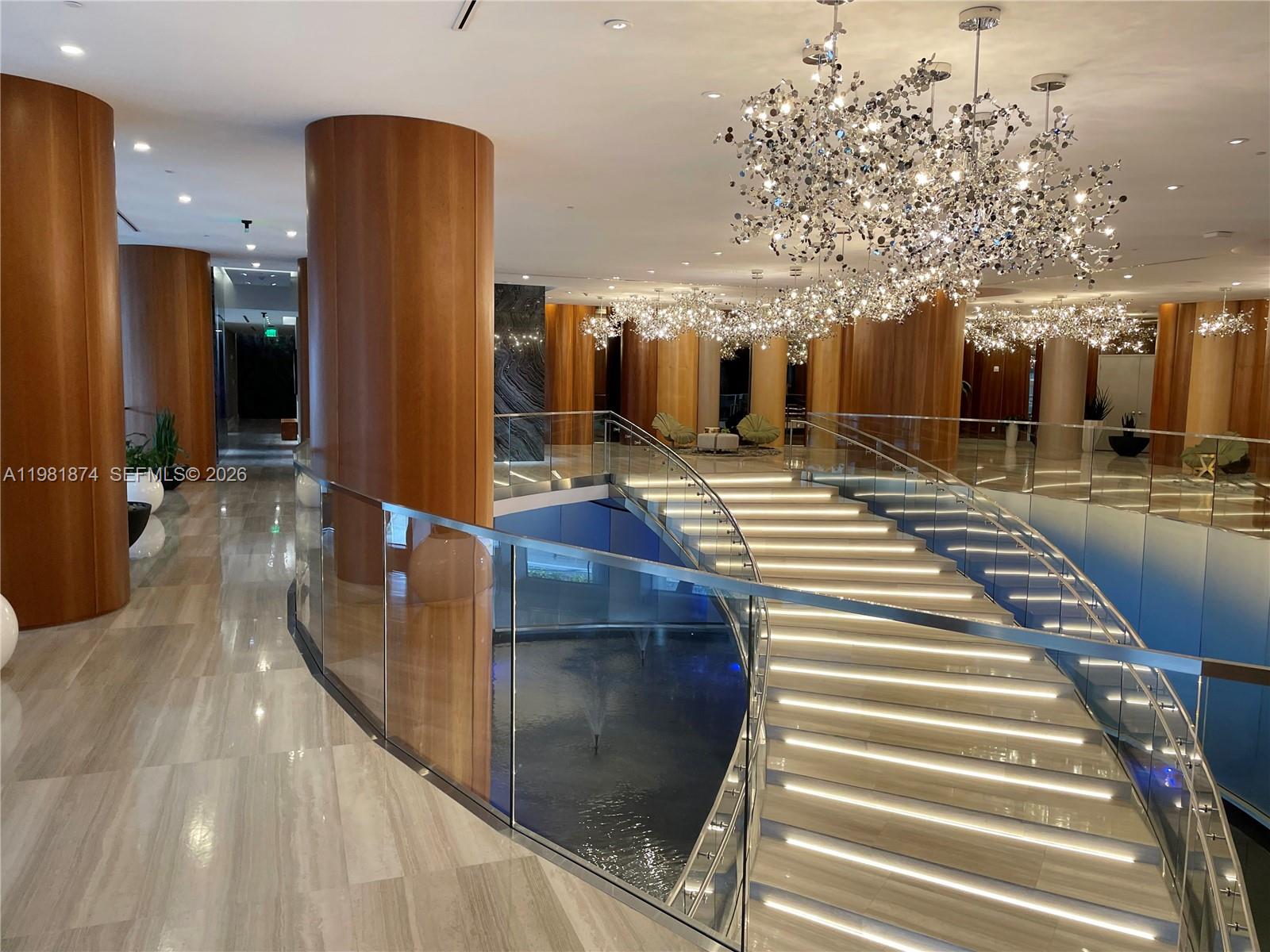 488 NE 18th St #1000