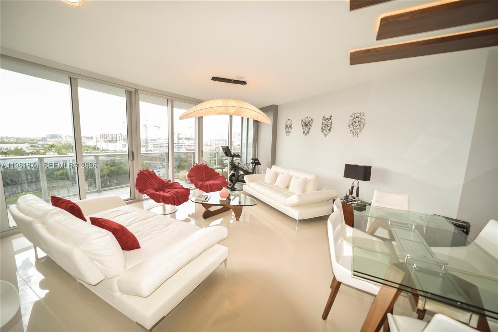 488 NE 18th St #1000 Miami, FL 33132