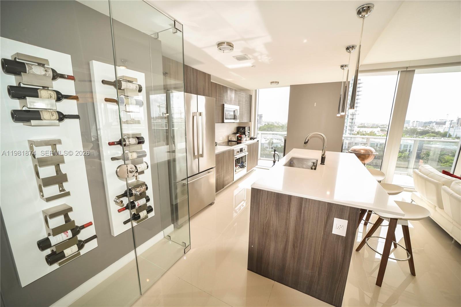 488 NE 18th St #1000 Miami, FL 33132