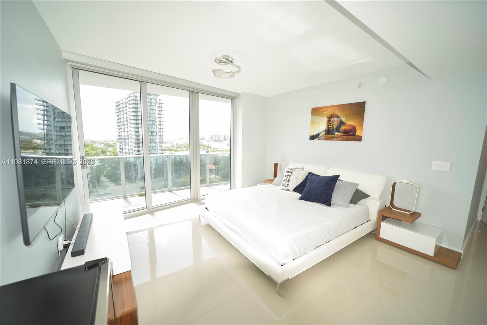 488 NE 18th St #1000 Miami, FL 33132