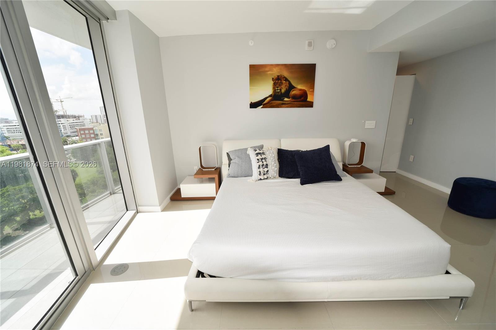 488 NE 18th St #1000 Miami, FL 33132