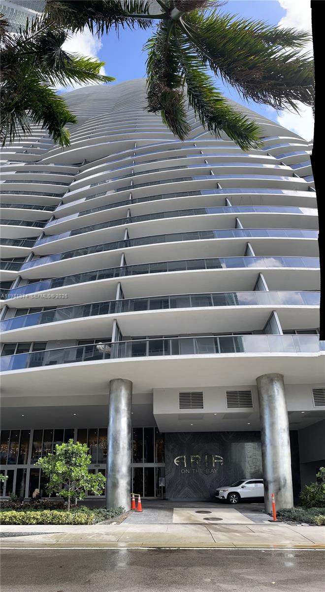 488 NE 18th St #1000 Miami, FL 33132