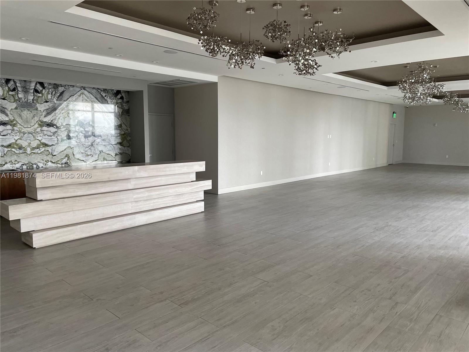 488 NE 18th St #1000 Miami, FL 33132