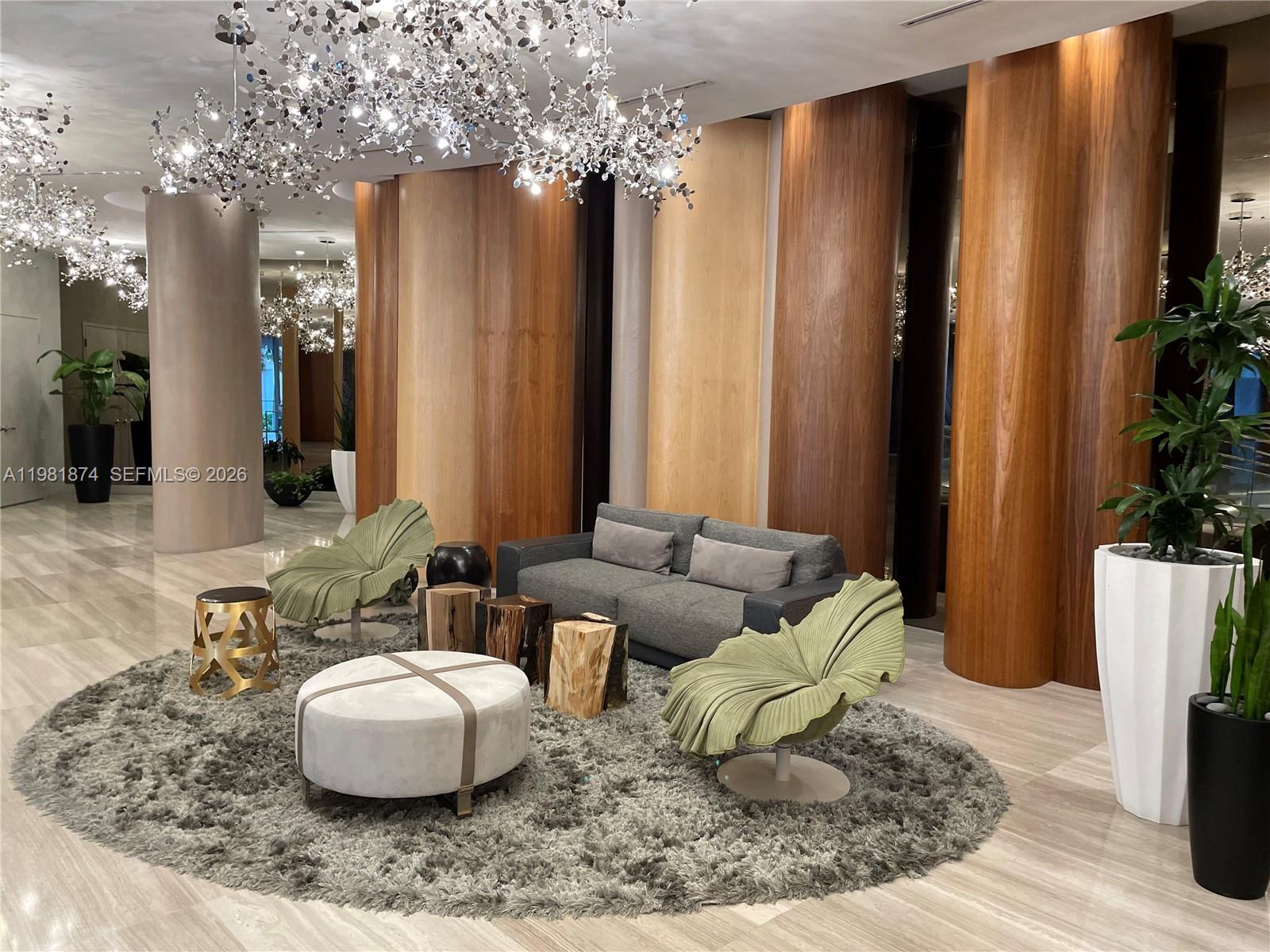 488 NE 18th St #1000 Miami, FL 33132