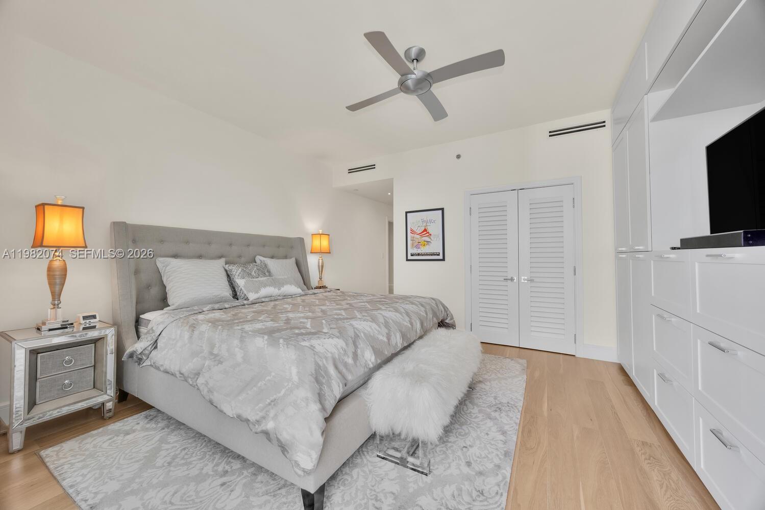 2645 S Bayshore Dr #1802 Miami, FL 33133