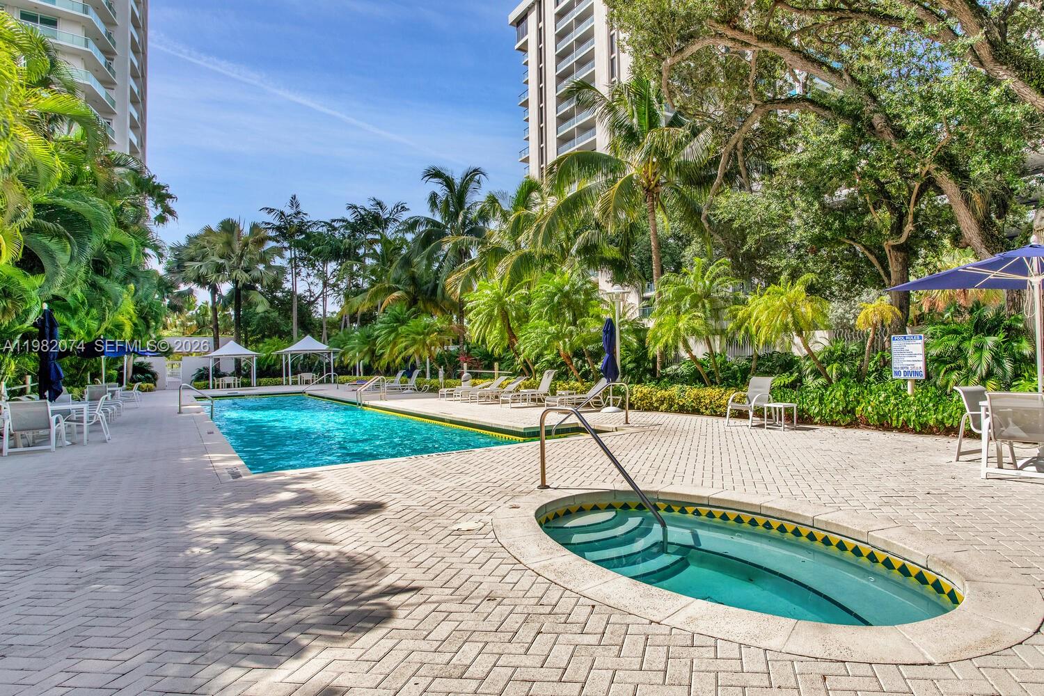 2645 S Bayshore Dr #1802 Miami, FL 33133