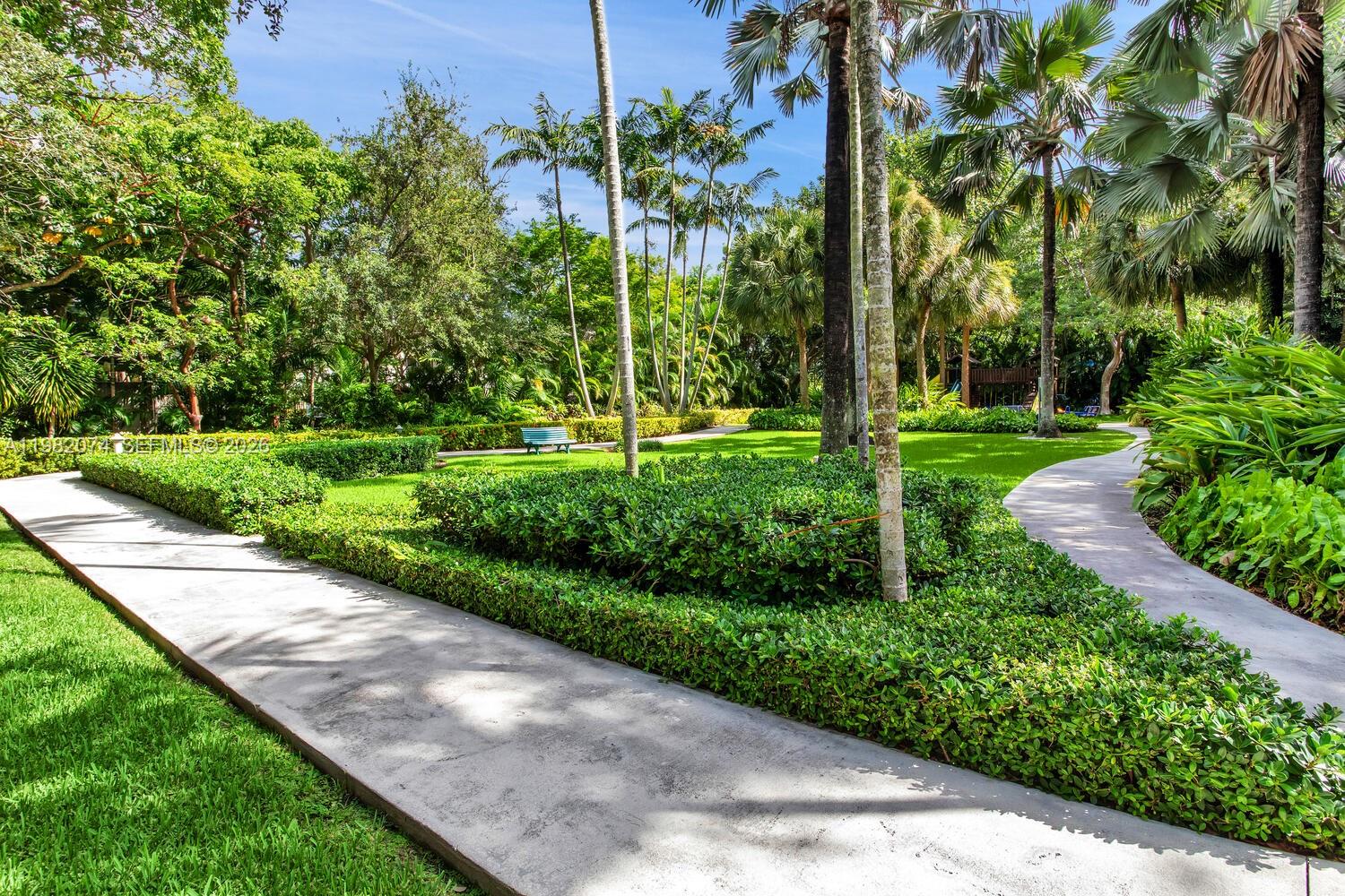 2645 S Bayshore Dr #1802 Miami, FL 33133