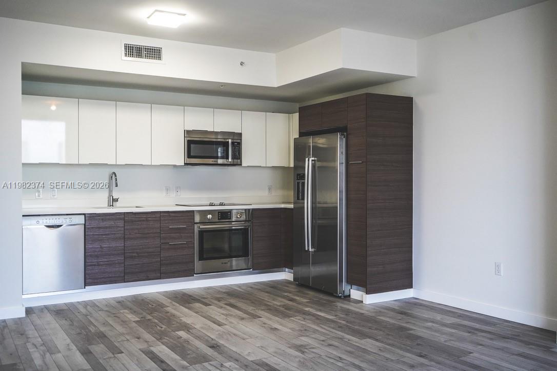 1010 SW 2nd Ave #1007 Miami, FL 33130