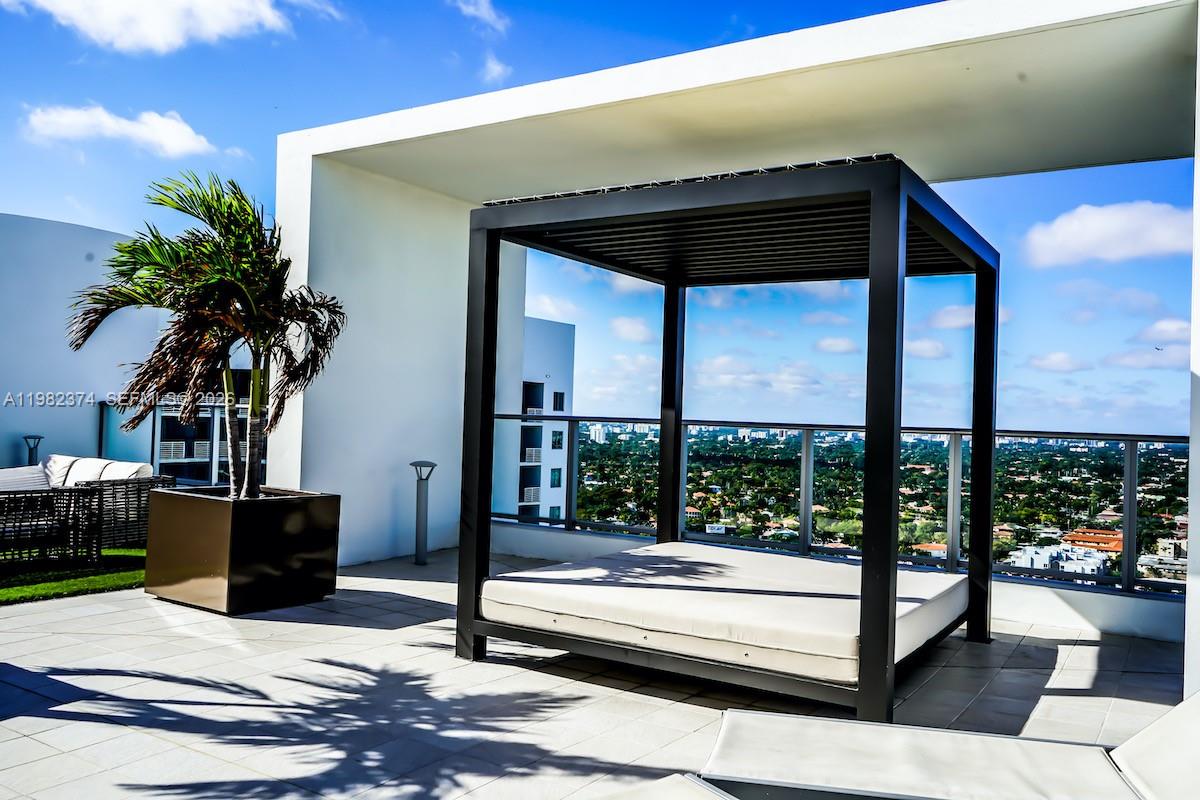 1010 SW 2nd Ave #1007 Miami, FL 33130