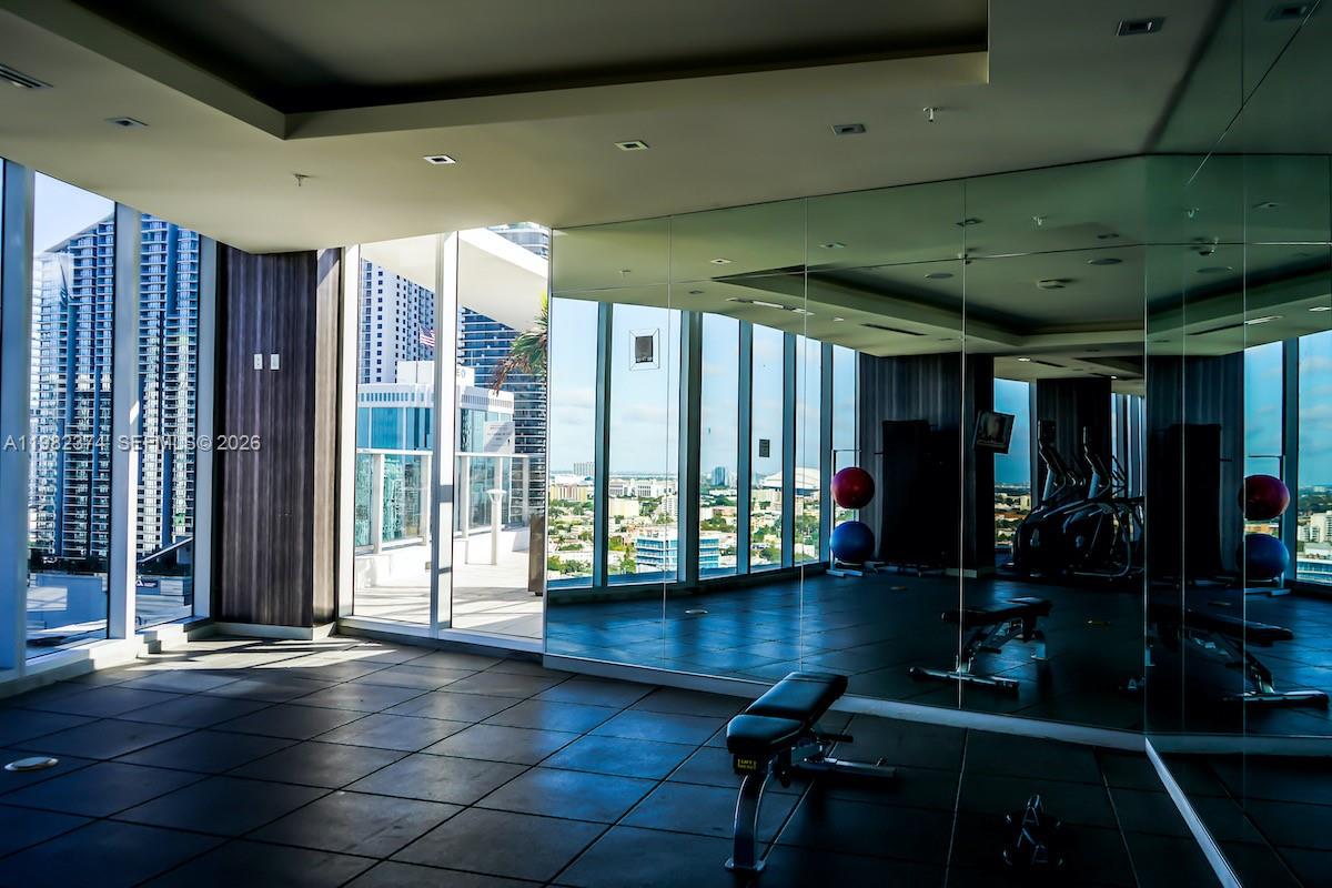 1010 SW 2nd Ave #1007 Miami, FL 33130