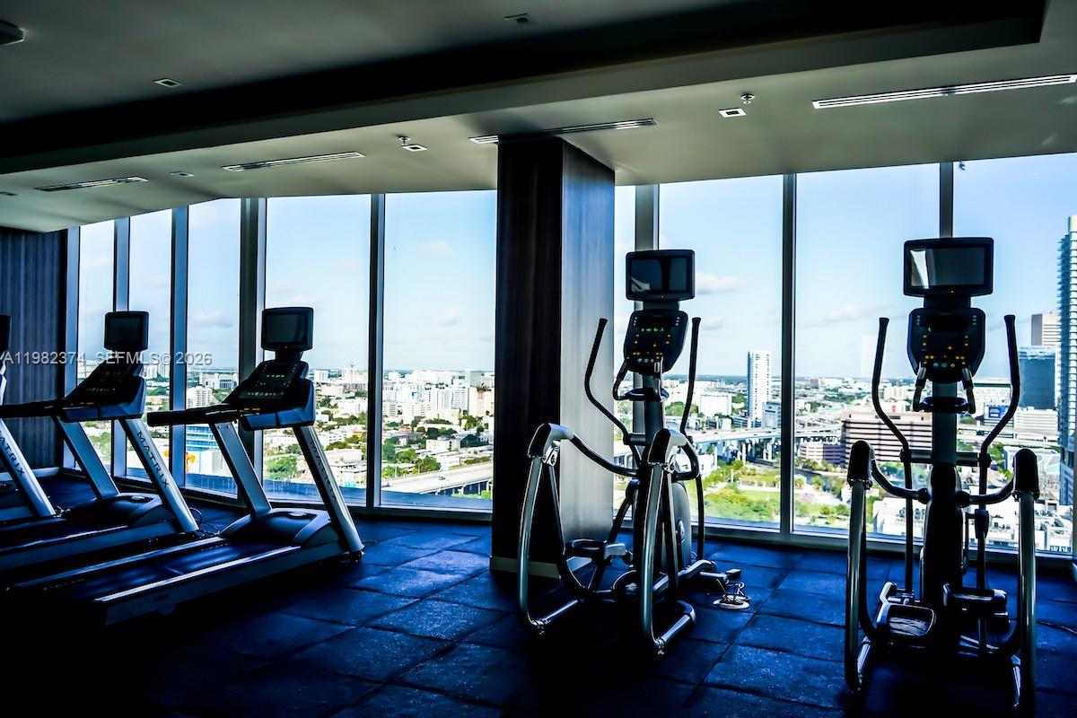 1010 SW 2nd Ave #1007 Miami, FL 33130