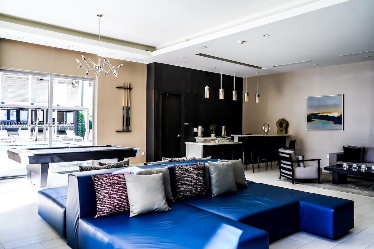 1010 SW 2nd Ave #1007 Miami, FL 33130