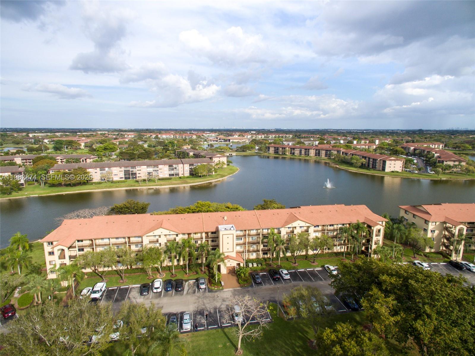 901 SW 141st Ave #102M Pembroke Pines, FL 33027