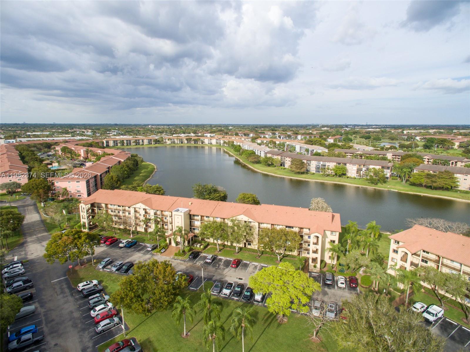 901 SW 141st Ave #102M Pembroke Pines, FL 33027