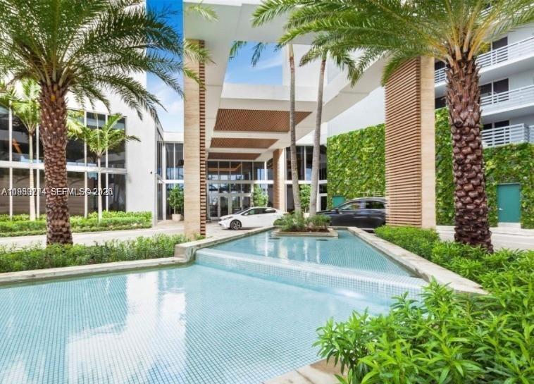 16385 Biscayne Blvd #2702 North Miami Beach, FL 33160