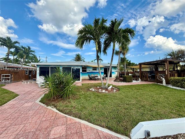 201 SE 3rd Ave Pompano Beach, FL 33060