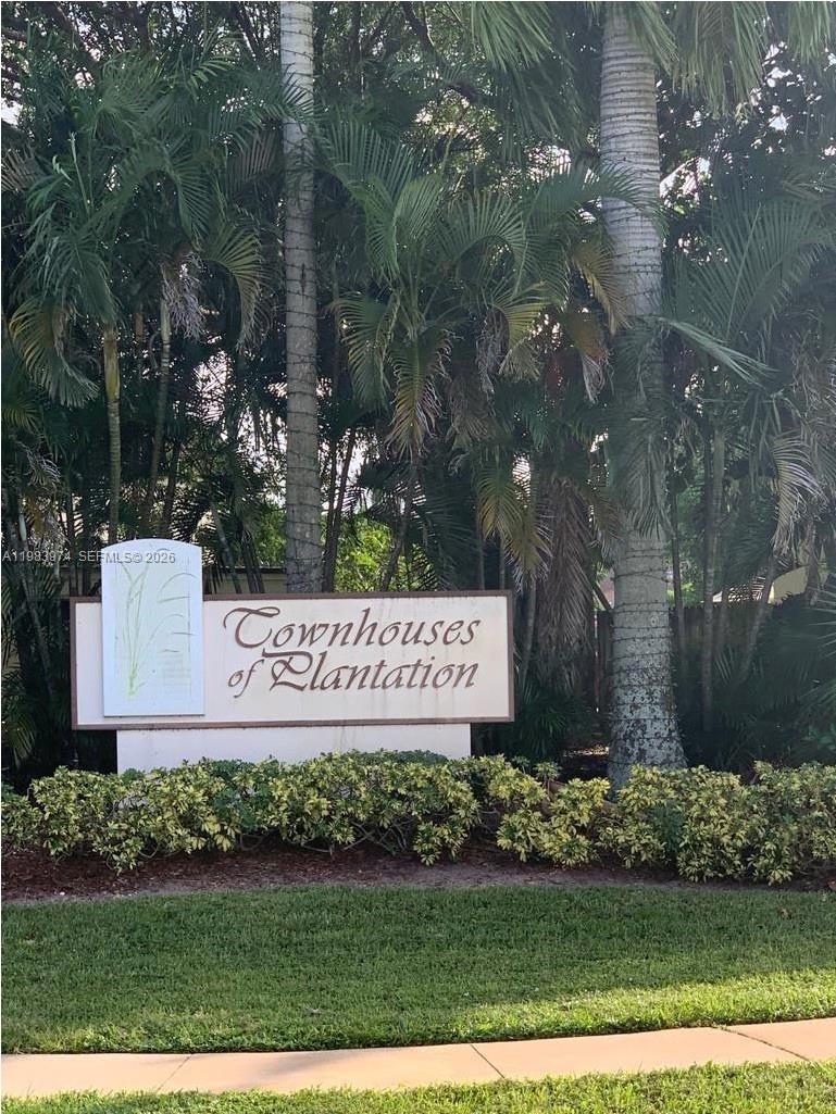 4751 NW 9th Dr #4751