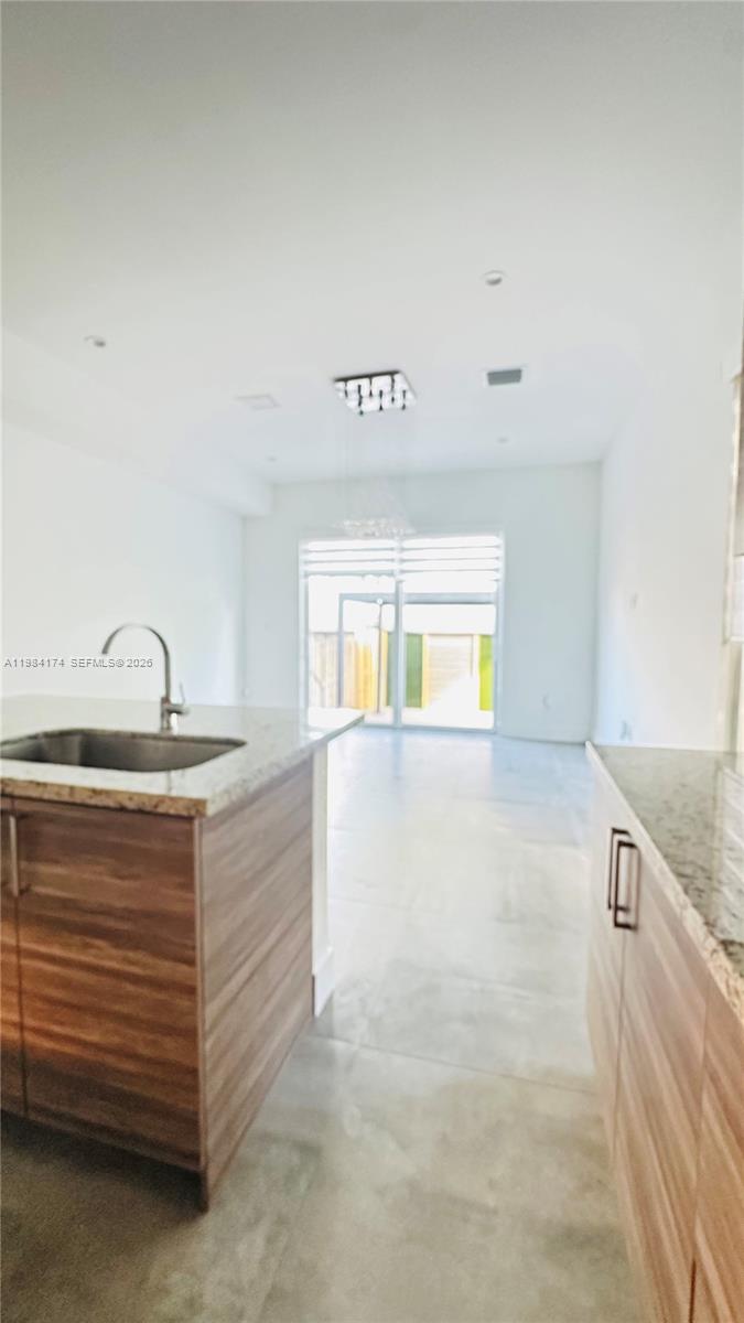 3653 SW 25th St #3653 Miami, FL 33133