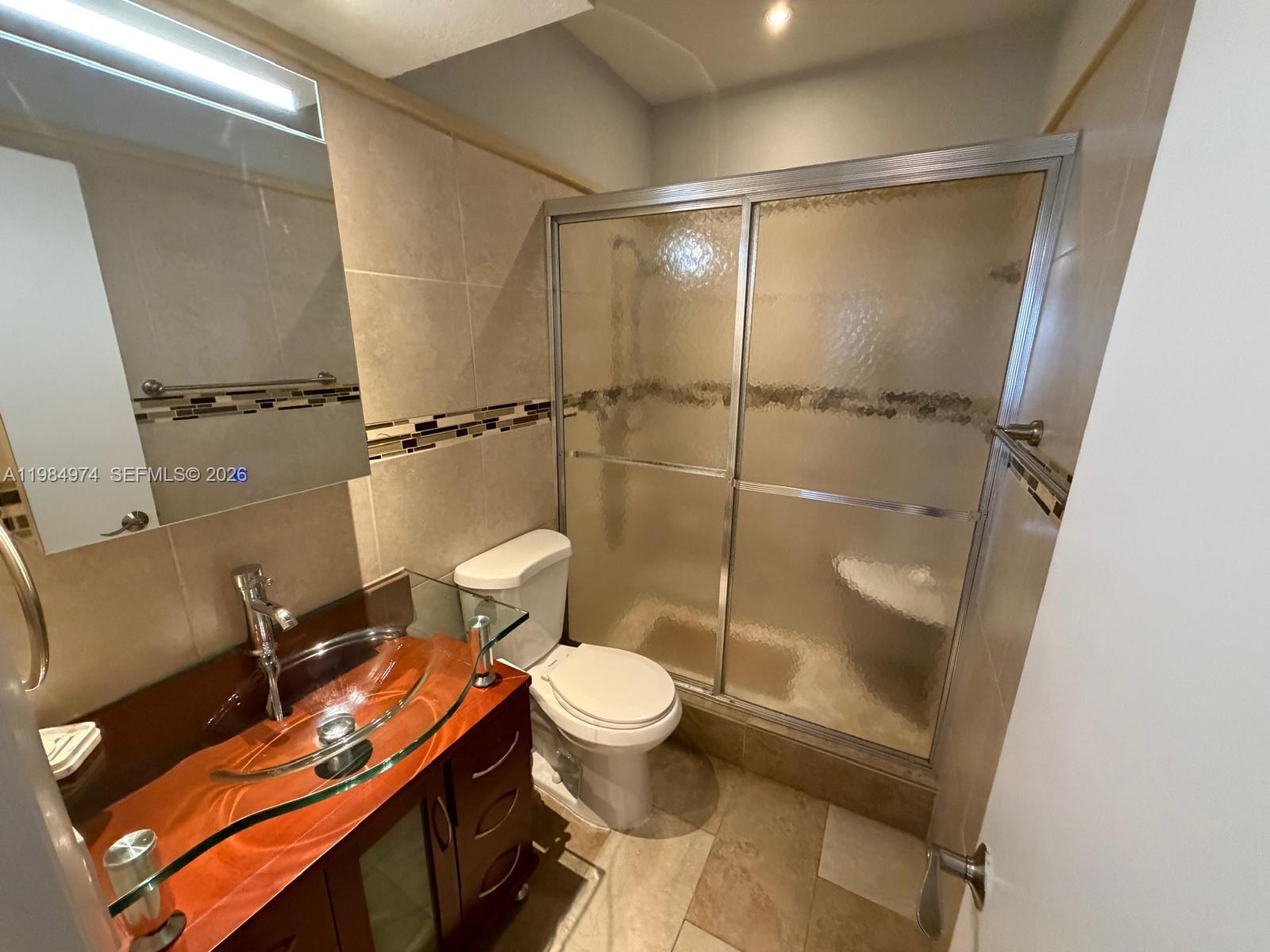 630 Layne Blvd #215 Hallandale Beach, FL 33009