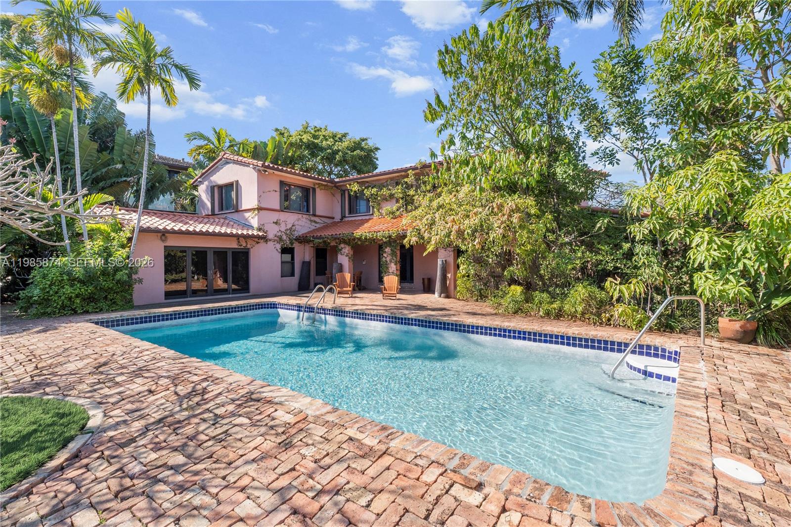 3310 Garden Ave Miami Beach, FL 33140