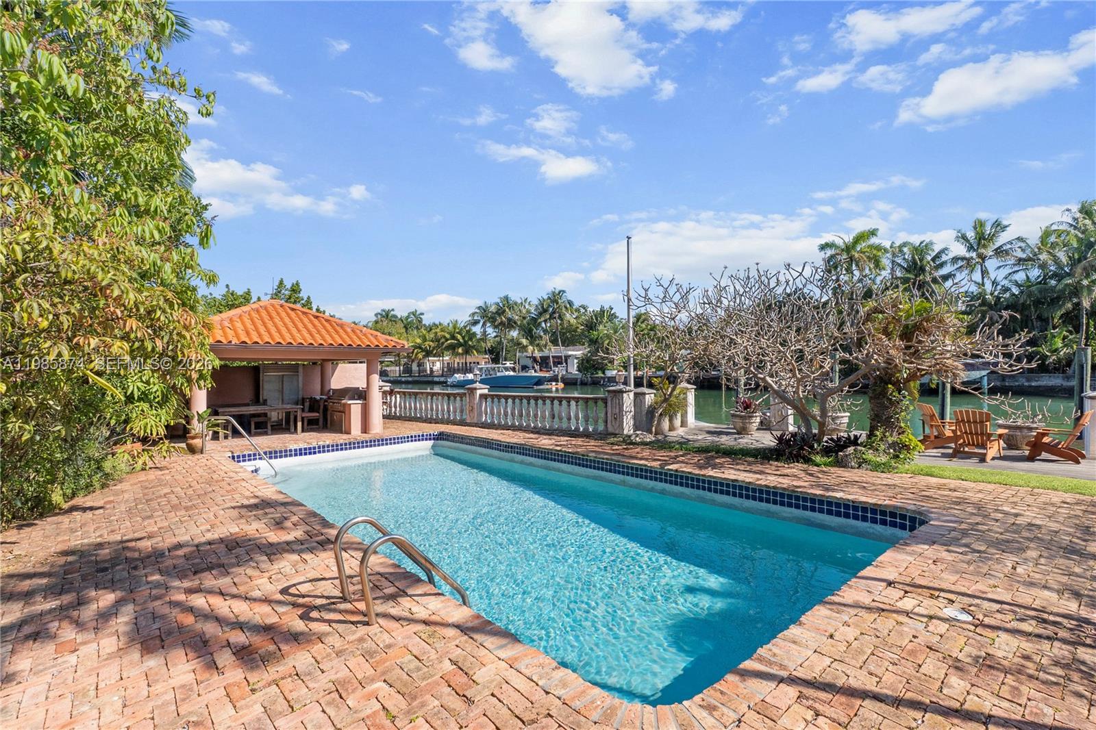 3310 Garden Ave Miami Beach, FL 33140