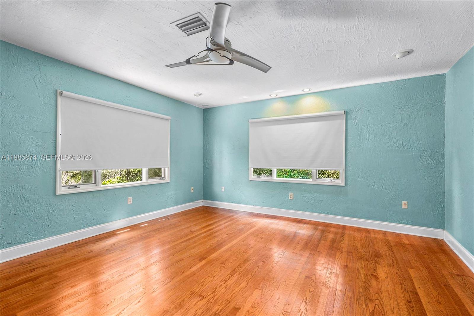 3310 Garden Ave Miami Beach, FL 33140