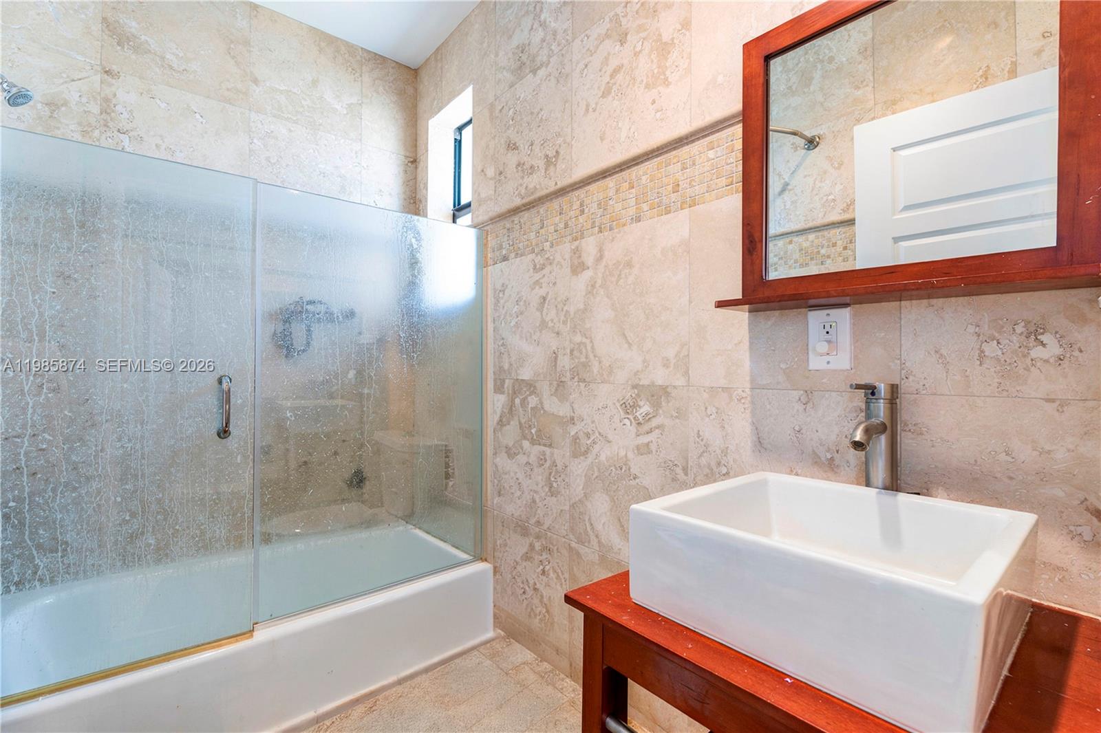 3310 Garden Ave Miami Beach, FL 33140