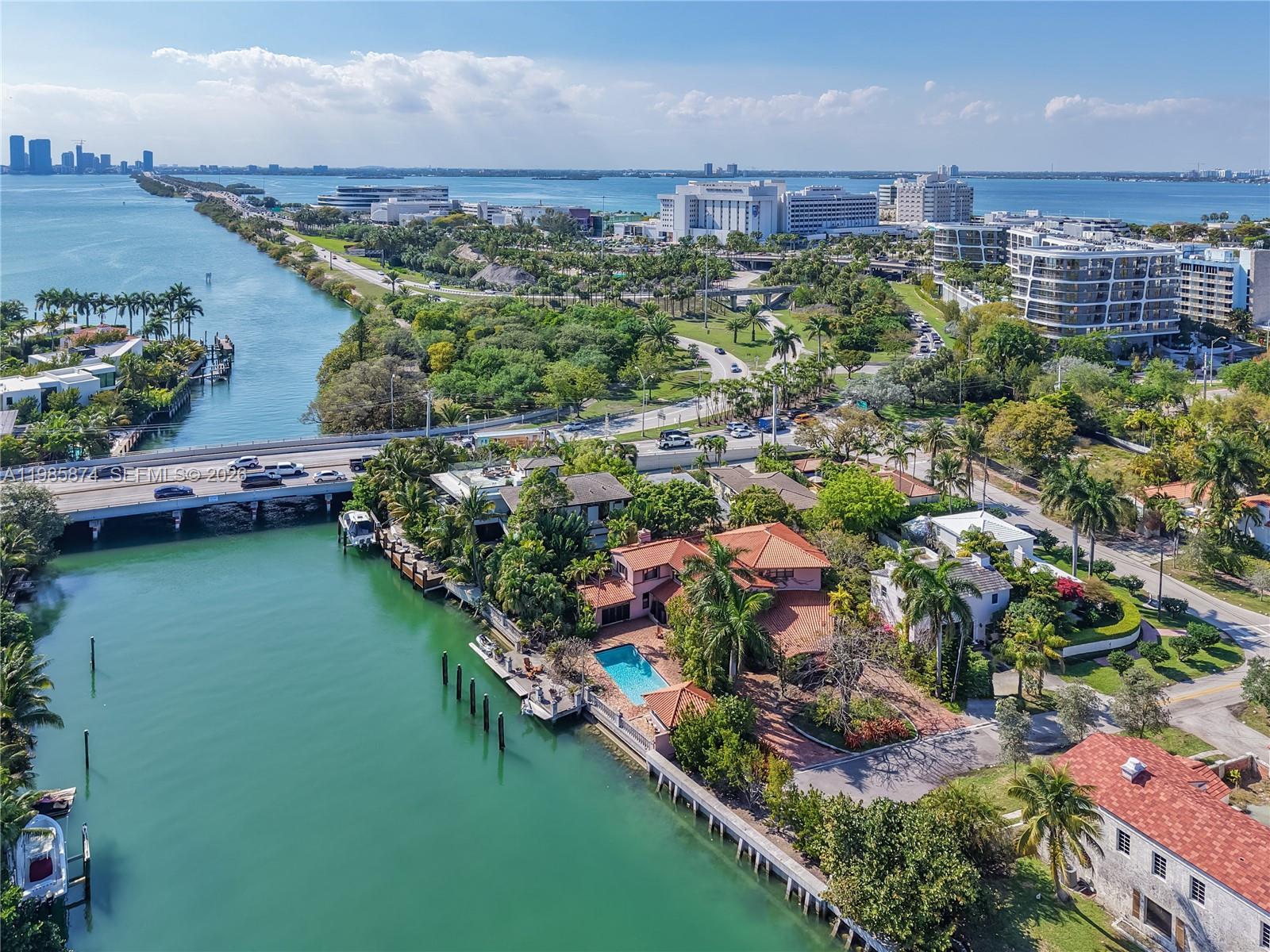 3310 Garden Ave Miami Beach, FL 33140