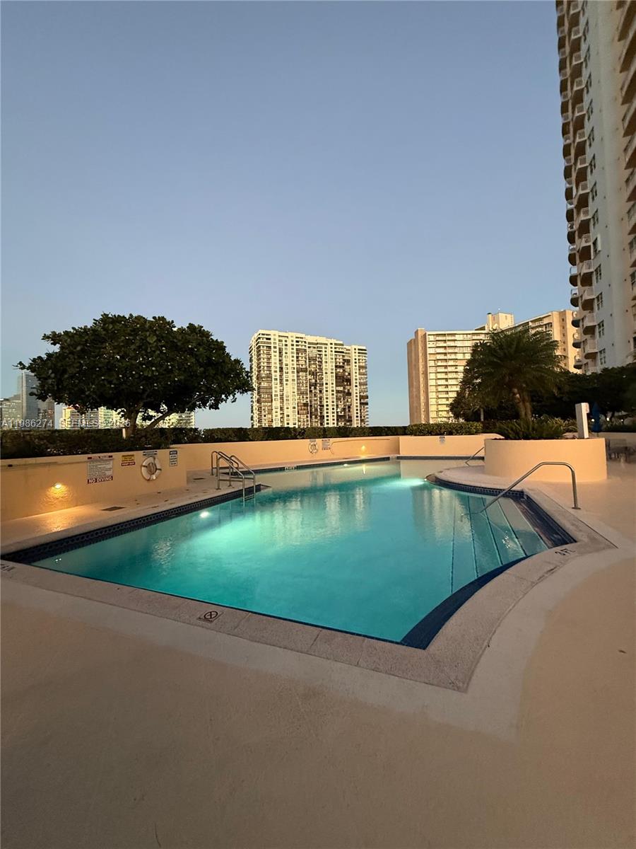 image The Metropolitan16