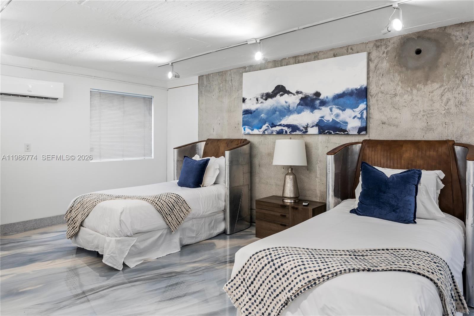 1606 S Bayshore Dr Miami, FL 33133