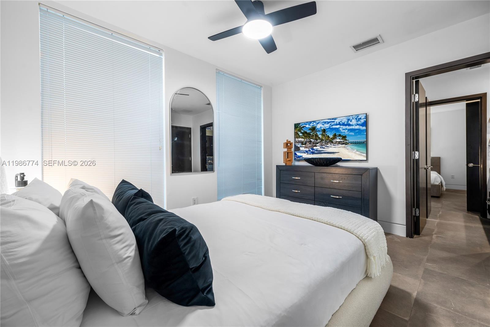 1606 S Bayshore Dr Miami, FL 33133