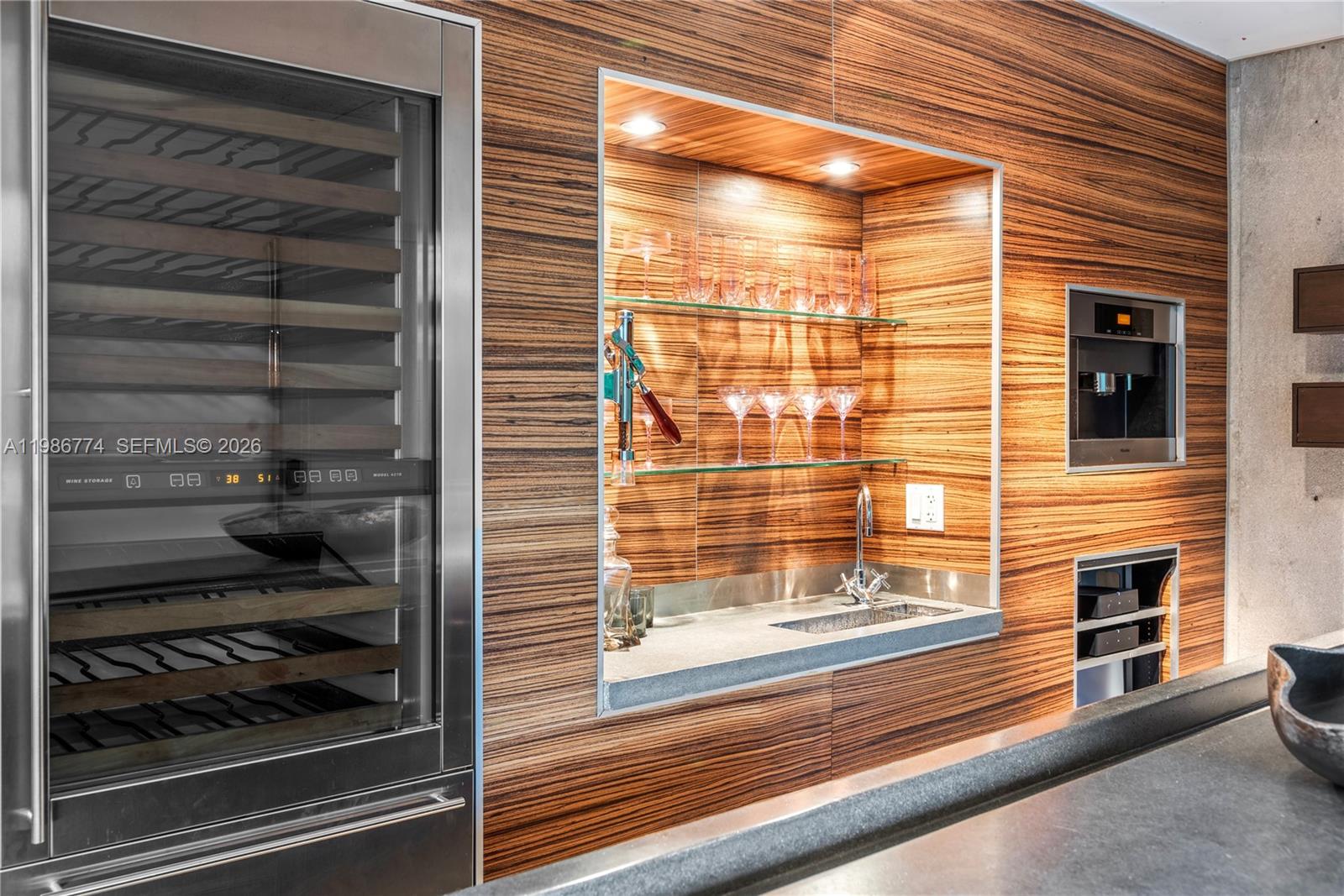 1606 S Bayshore Dr Miami, FL 33133