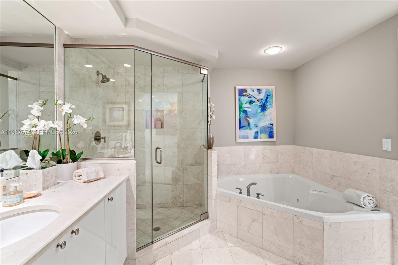 901 Brickell Key Blvd #2804 Miami, FL 33131