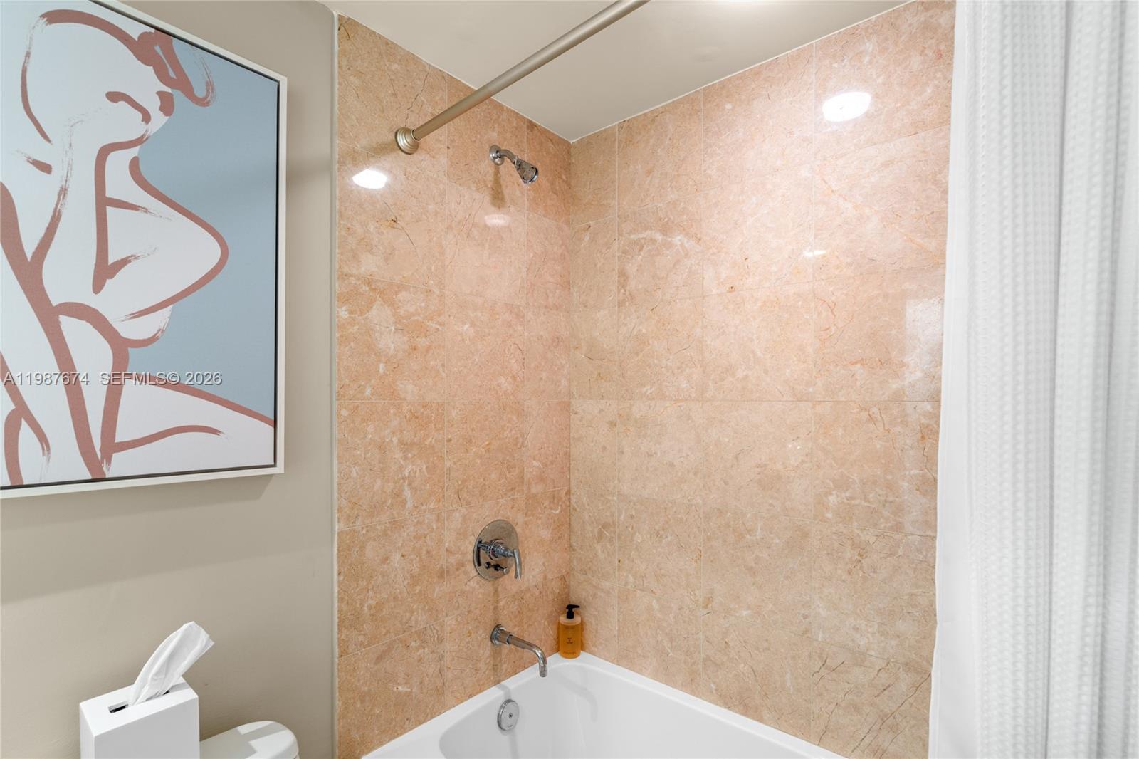 901 Brickell Key Blvd #2804 Miami, FL 33131