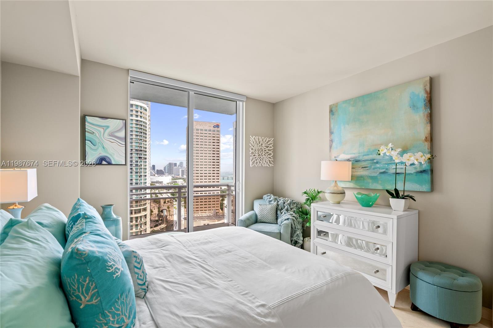 901 Brickell Key Blvd #2804 Miami, FL 33131