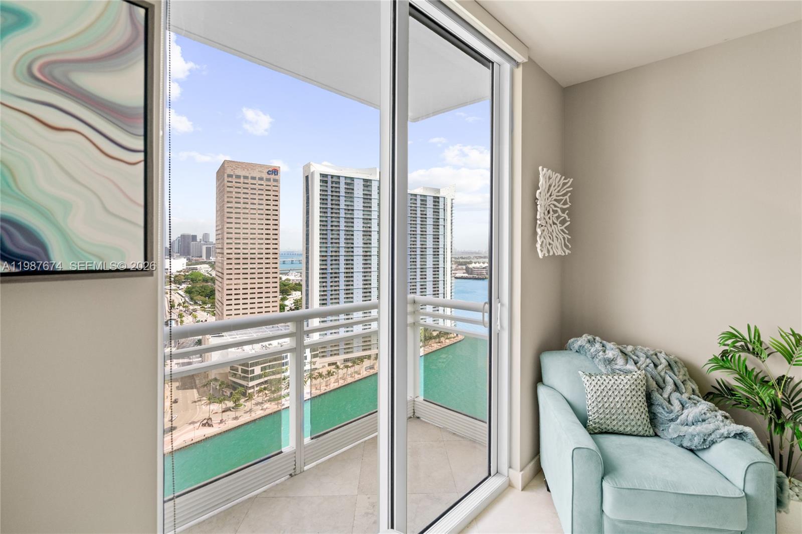 901 Brickell Key Blvd #2804 Miami, FL 33131