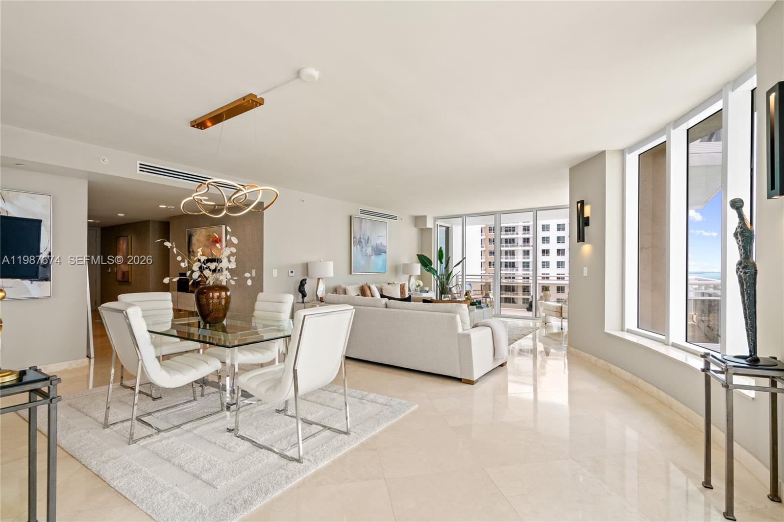 901 Brickell Key Blvd #2804 Miami, FL 33131