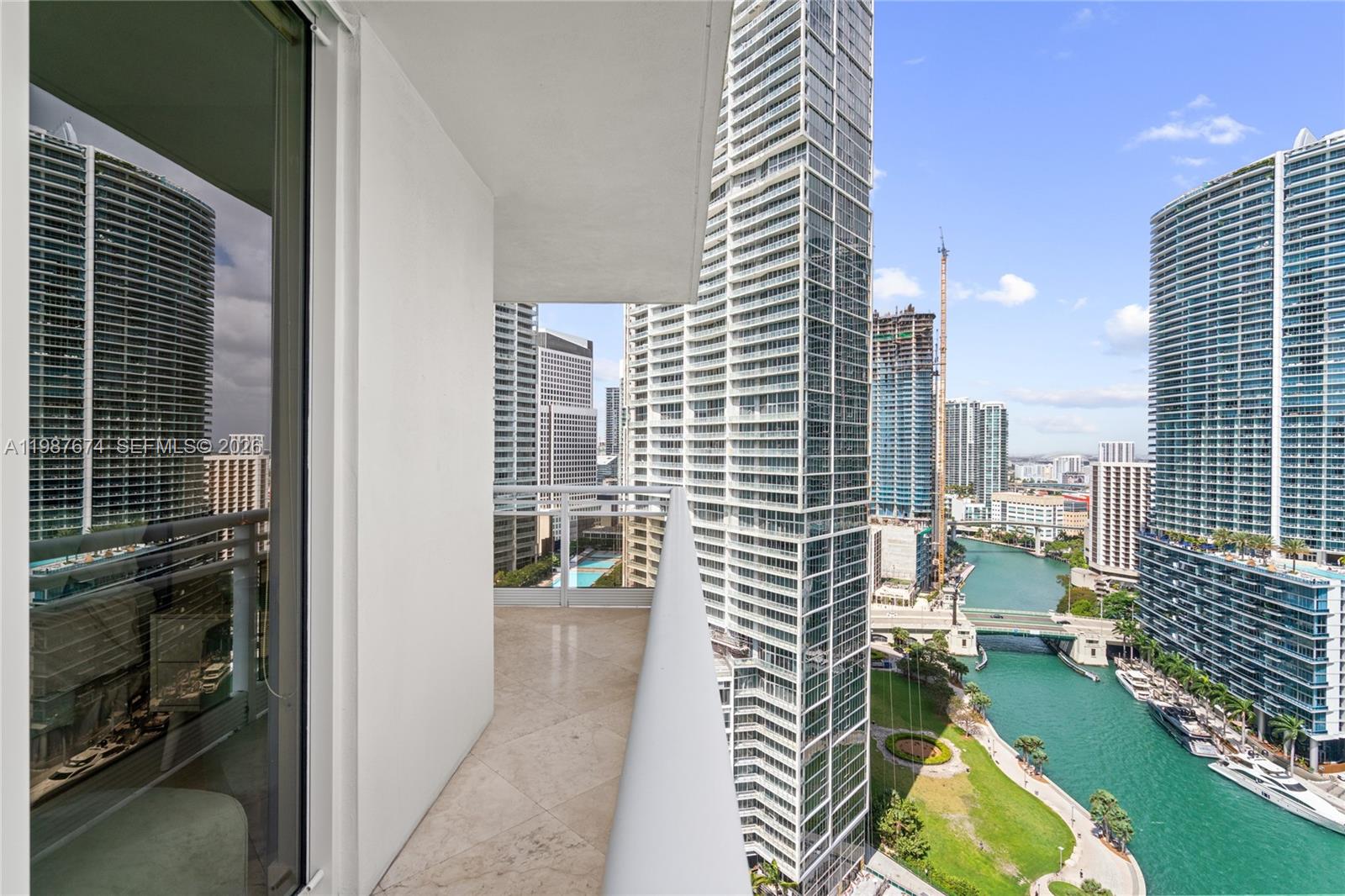 901 Brickell Key Blvd #2804 Miami, FL 33131