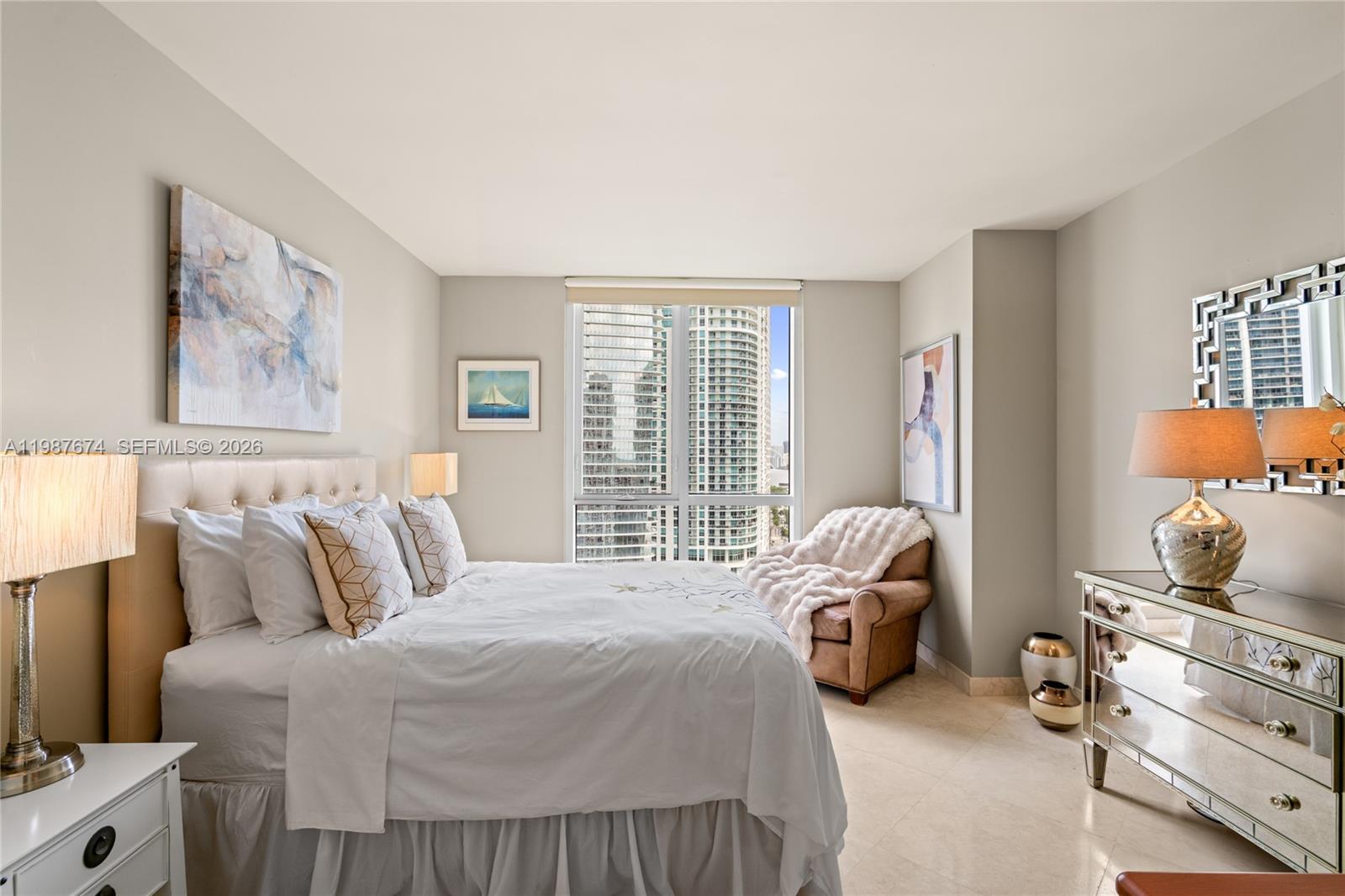 901 Brickell Key Blvd #2804 Miami, FL 33131