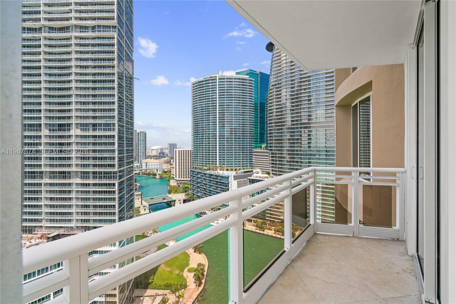 901 Brickell Key Blvd #2804 Miami, FL 33131