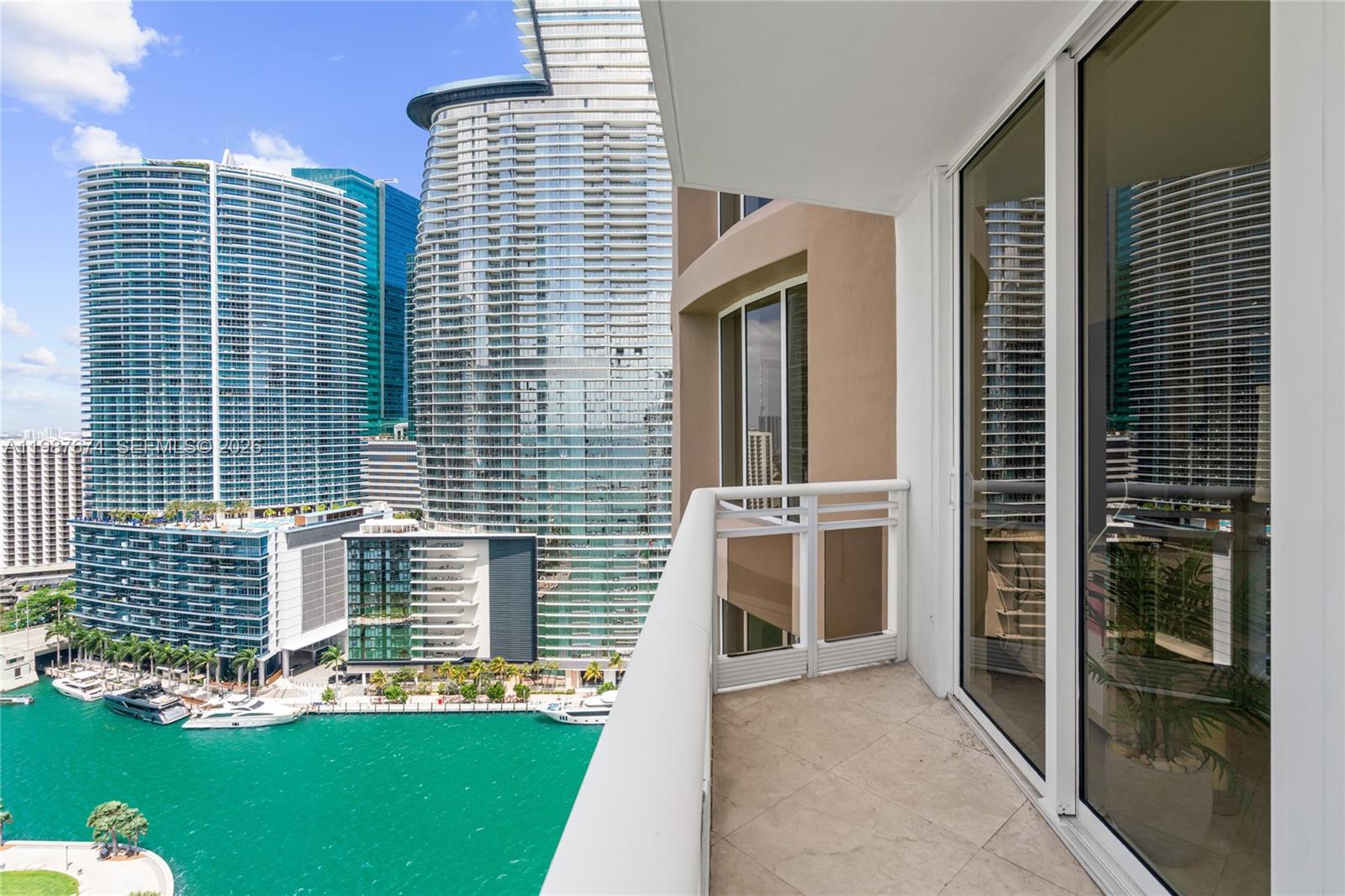 901 Brickell Key Blvd #2804 Miami, FL 33131