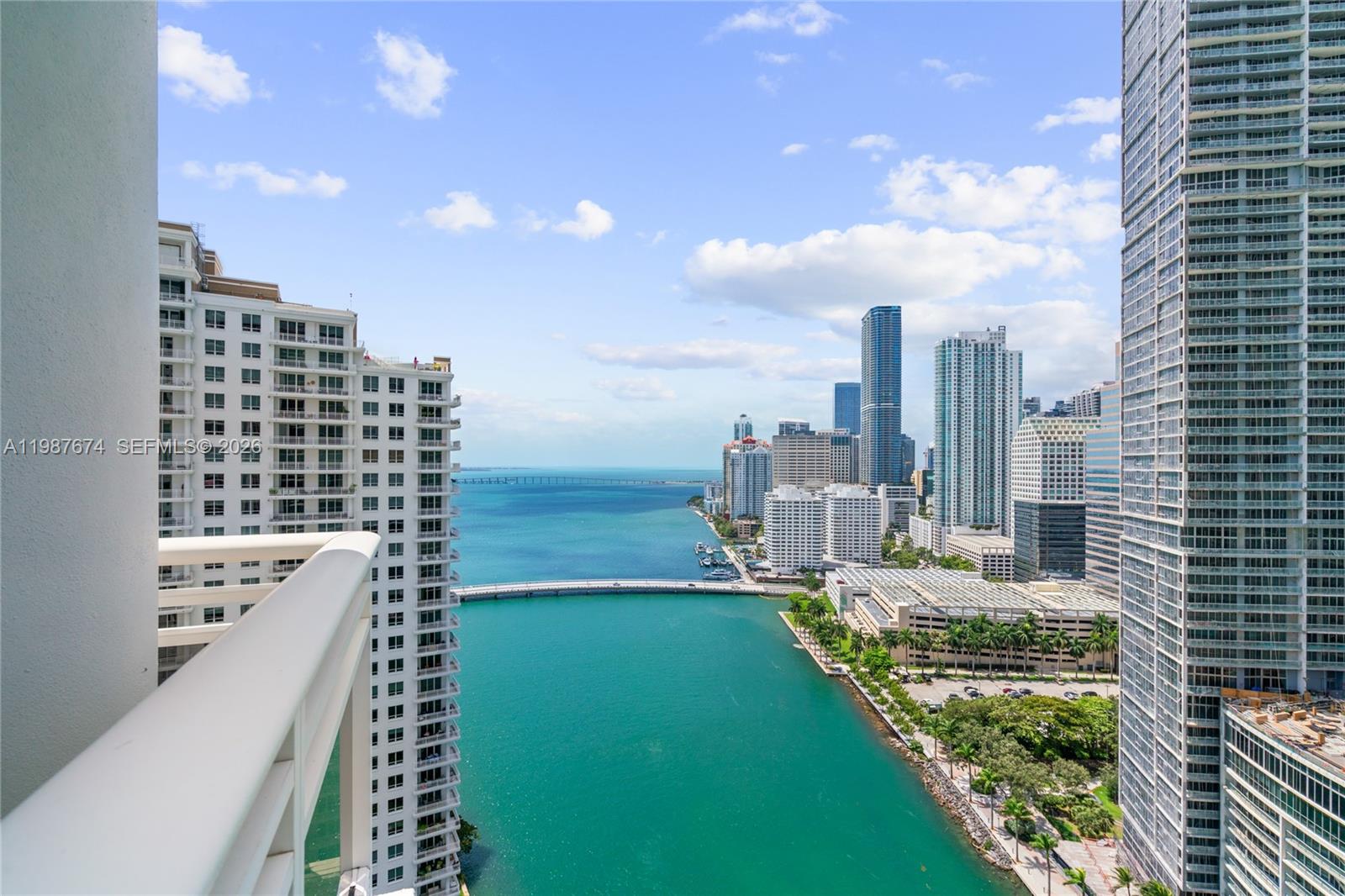 901 Brickell Key Blvd #2804 Miami, FL 33131