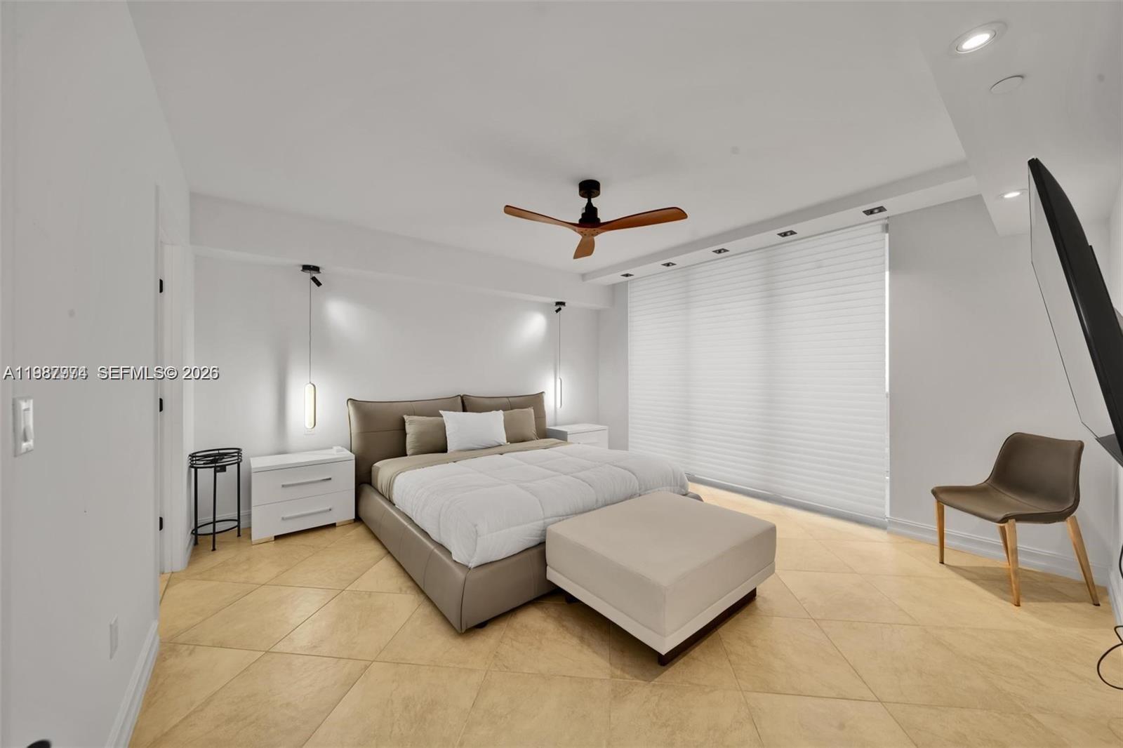 image Beach Club 216