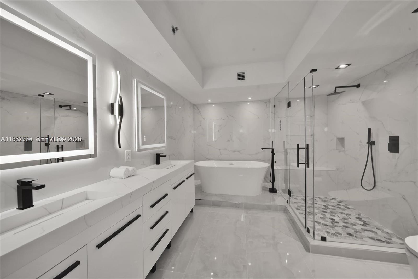 image Beach Club 217