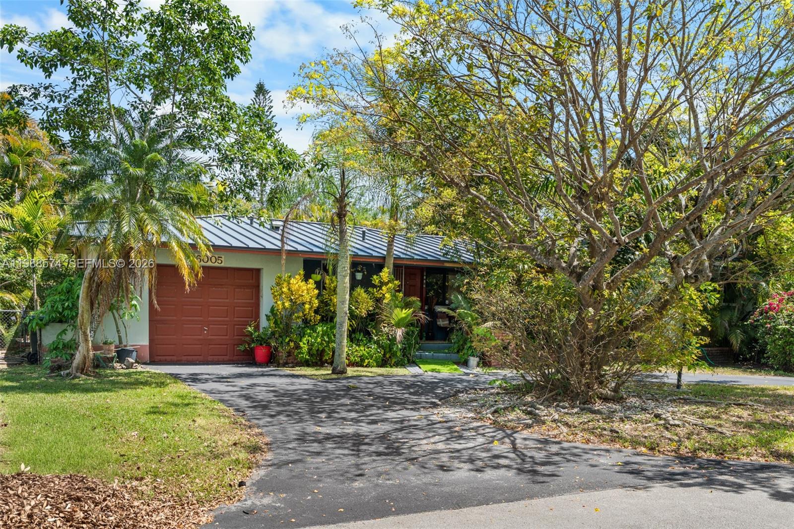 6005 SW 64th Pl South Miami, FL 33143